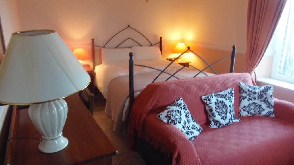 Caheroyn House Athenry Room photo